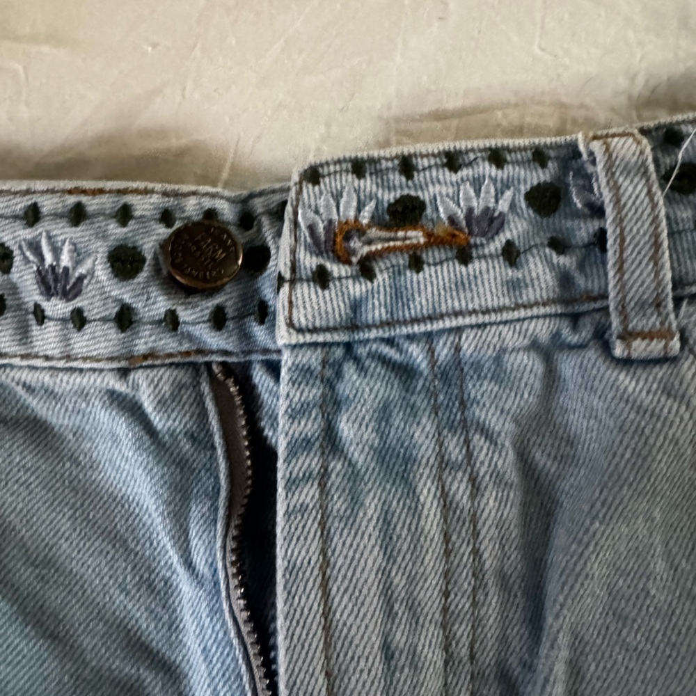 Farm Rio Embroidered Light Blue Denim Shorts Floral Accent - Picture 8 of 12